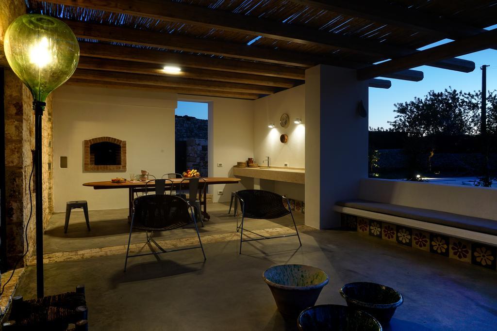 Torlevigne Relax & Pool Villa โปลีญาโนอามาเร ภายนอก รูปภาพ