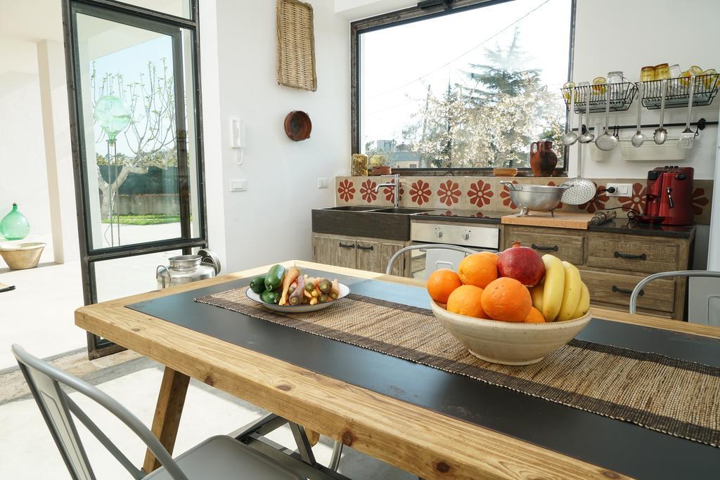 Torlevigne Relax & Pool Villa โปลีญาโนอามาเร ภายนอก รูปภาพ
